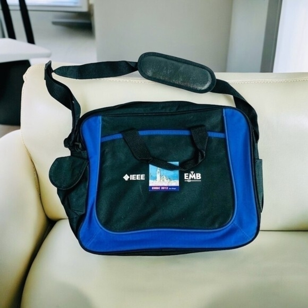 Voyager Black Blue Canvas Laptop Messenger Bag Travel Portfolio Very Good